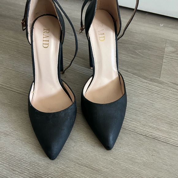 Black Block Heels - Picture 2 of 4